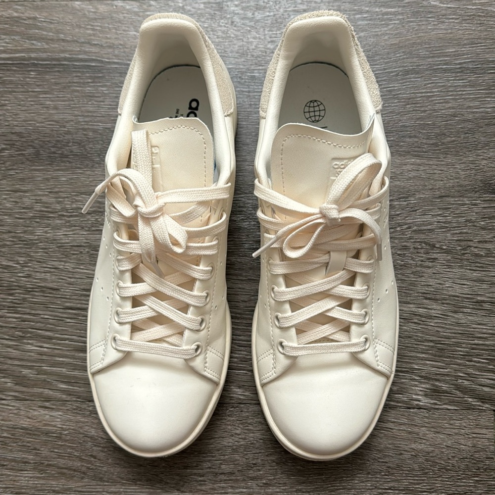 Stan Smith Suede Cream